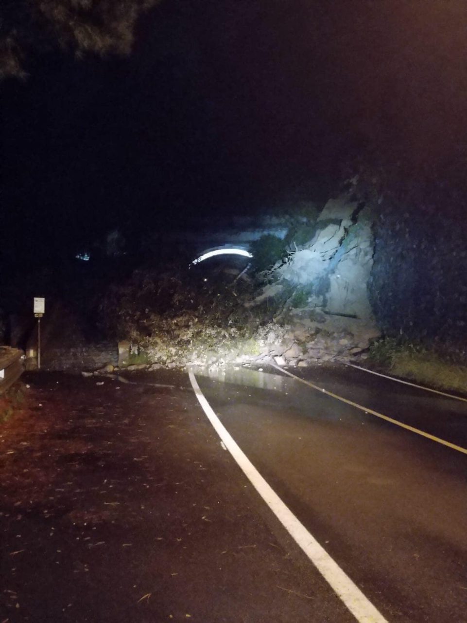 Frana tra Chiavari e Zoagli, strada chiusa