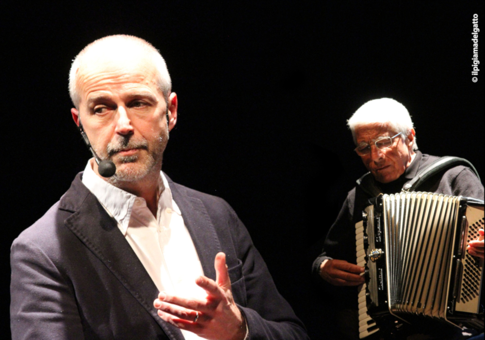 Campo 52:  diventa un libro lo spettacolo di Massimo Minella lanciato da Teatro Pubblico Ligure