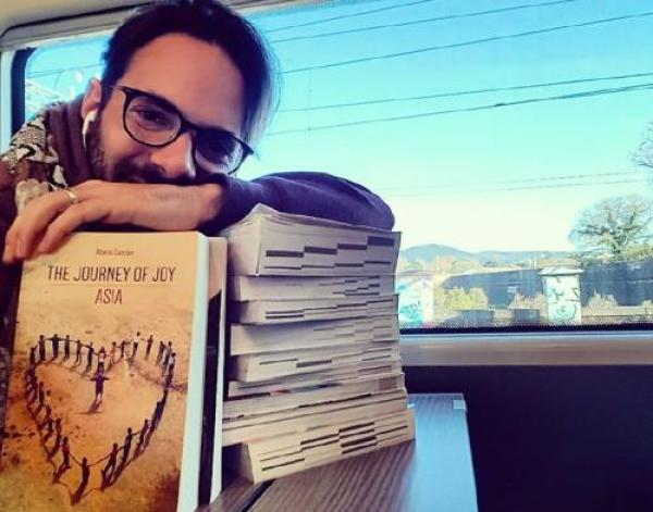 “The Journey of Joy Asia” a Lavagna