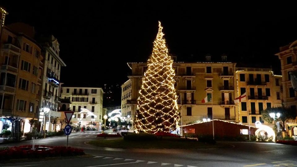 “Un circuito commerciale per il Natale a Santa”