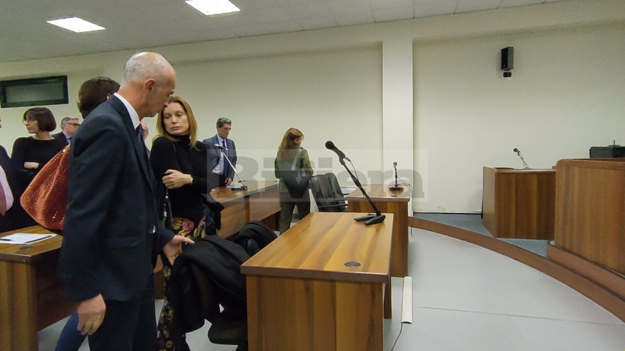Furbetti del cartellino di Sanremo: colpo di scena, 10 assolti. Anche il “Vigile in mutande”. Foto e Video