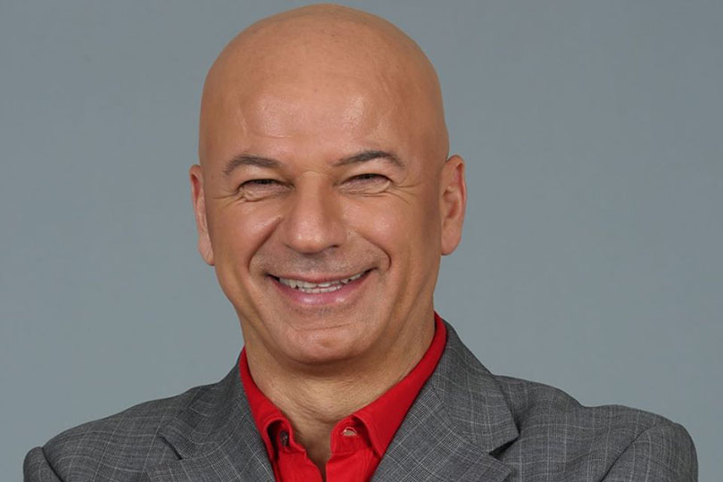 L’esilarante cabaret di Giovanni Cacioppo direttamente da Colorado Cafè e Zelig