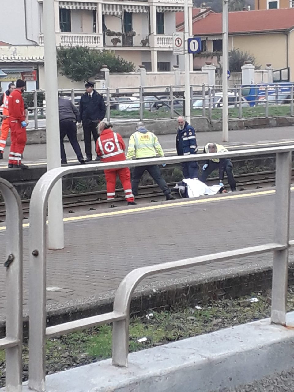 Circolazione dei treni interrotta