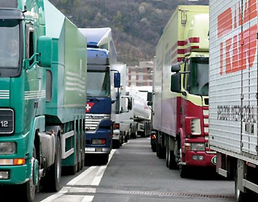 Cantieri autostradali, tavolo di confronto mensile sui disagi all’autotrasporto