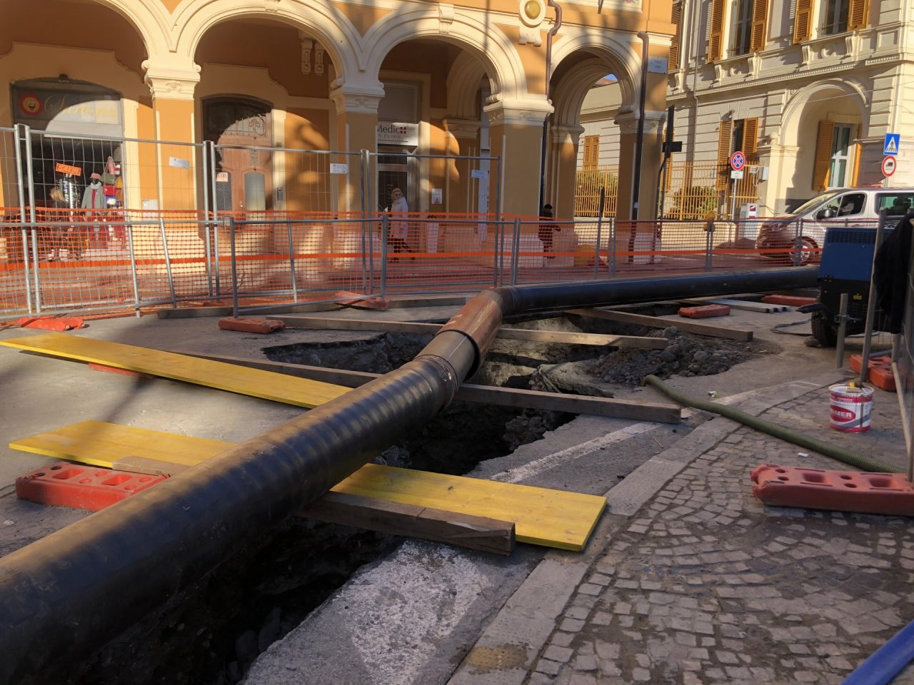 Chiavari, interventi all’acquedotto in piazza Roma