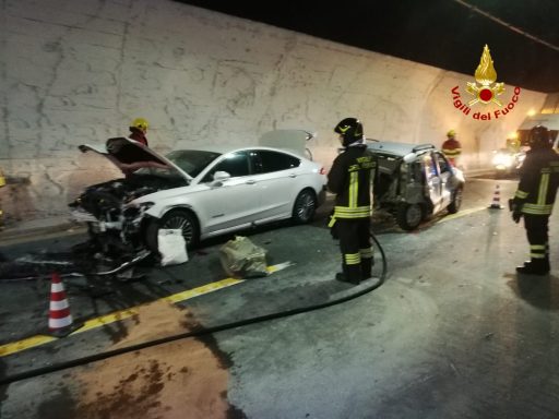 A 12, incidente subito dopo l’uscita di Nervi