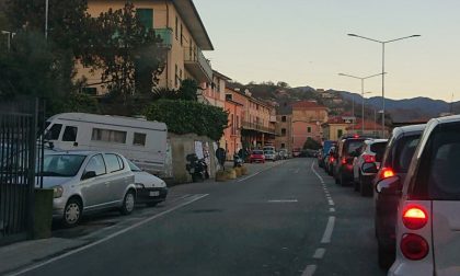 Manova errata di un tir, lunghe code in via Parma a Chiavari