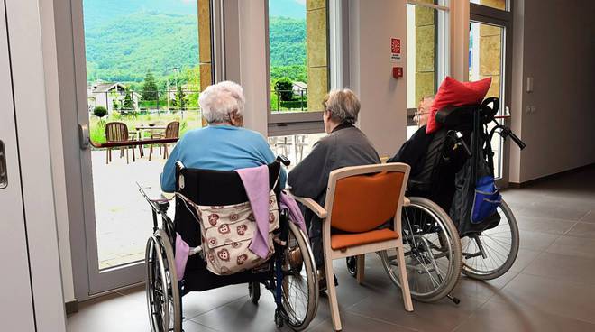 Accesso limitato ai visitatori di RSA e ospedali
