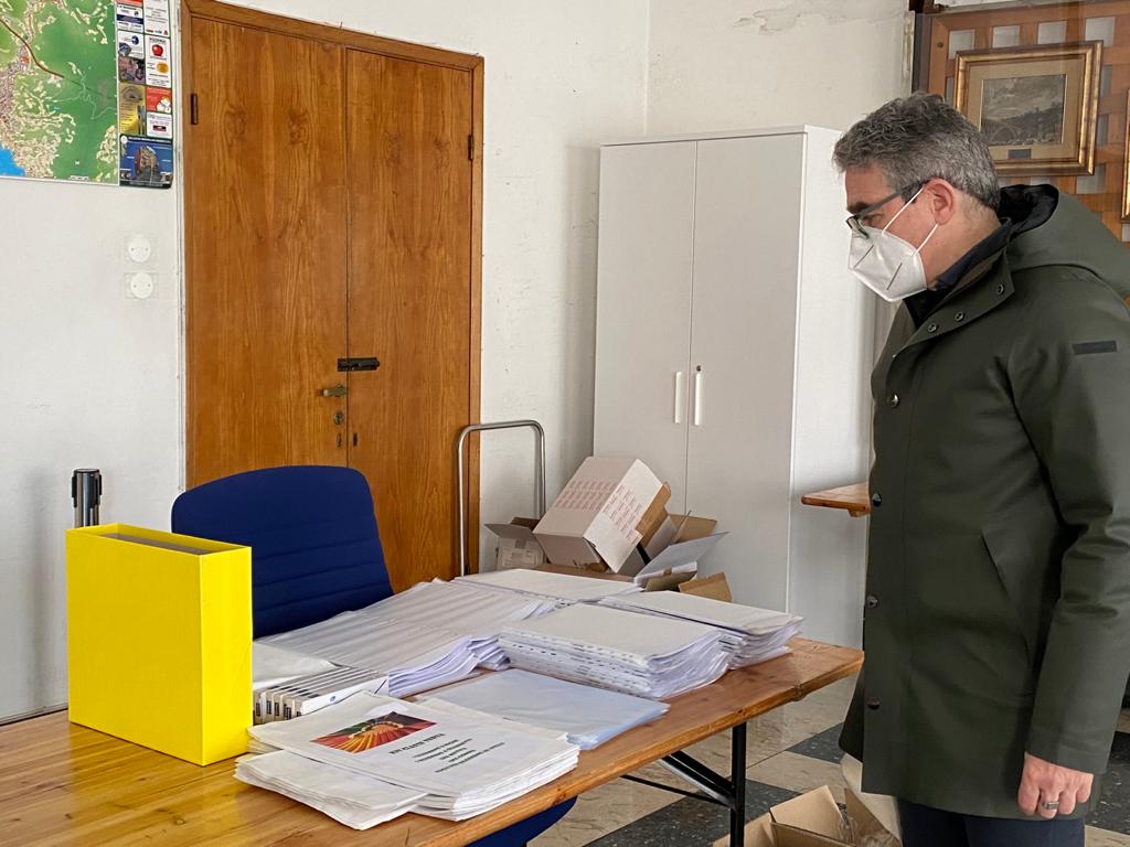 La cartoleria Capurro dona 330 kit di materiale scolastico ai bambini della scuola primaria