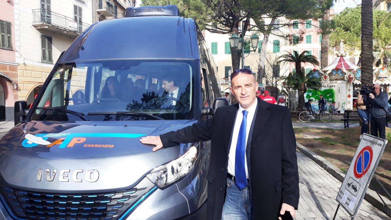 Cinque nuovi bus per Atp