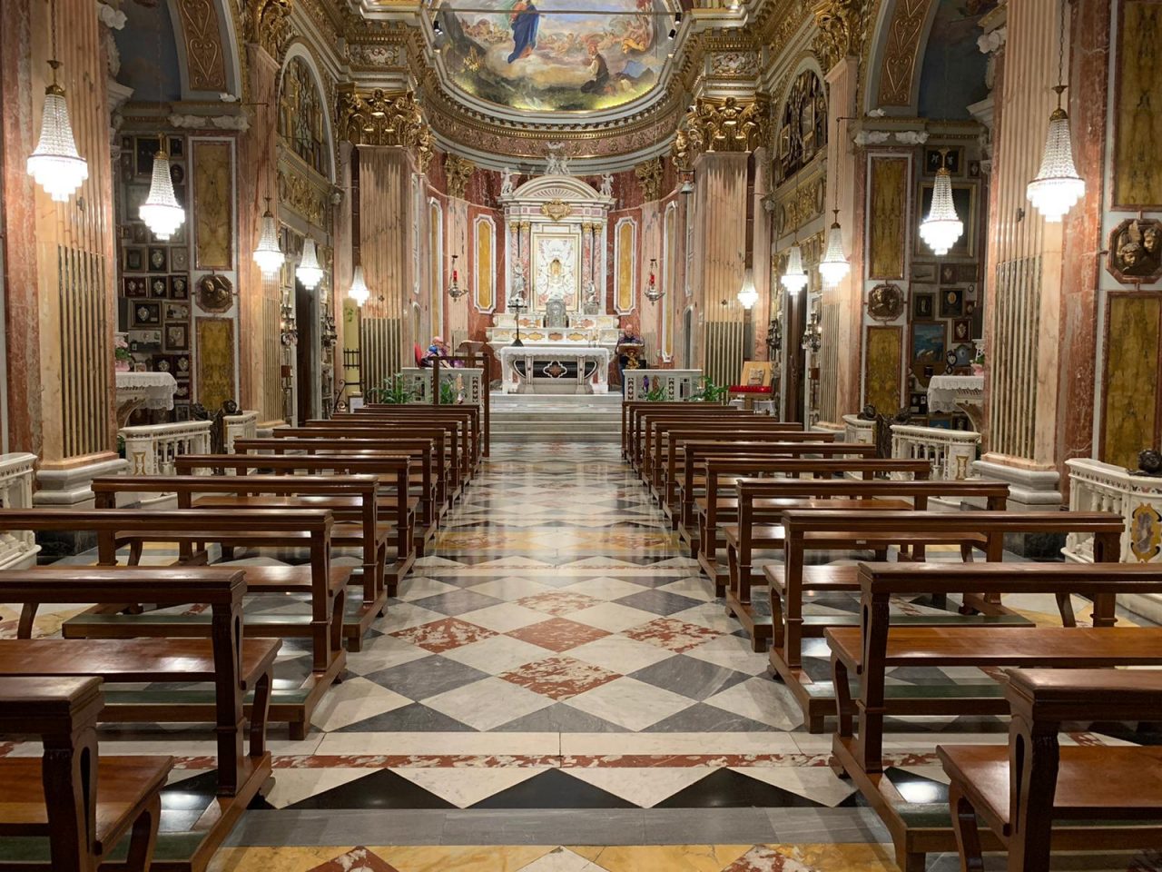 Coronavirus Rapallo si affida alla madonna di Montallegro