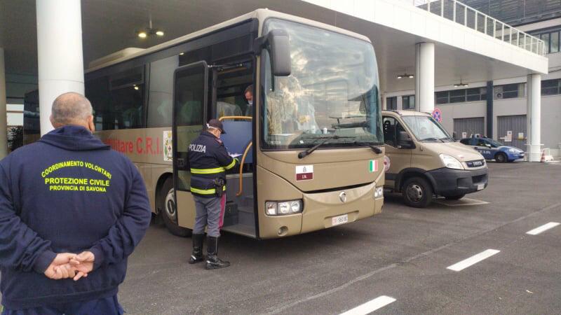 Coronavirus, al via le operazioni di sbarco degli ultimi 55 passeggeri italiani sulla Costa Luminosa