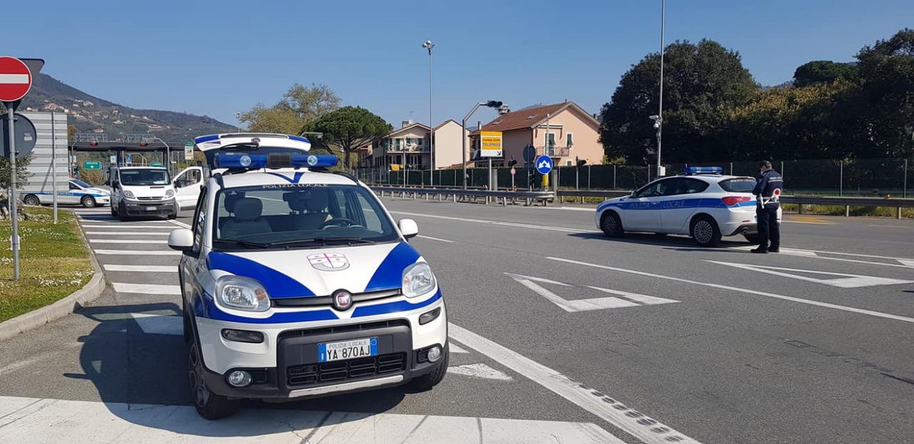Sestri, dalla minoranza richiesti controlli h24 per i “furbetti delle seconde case”
