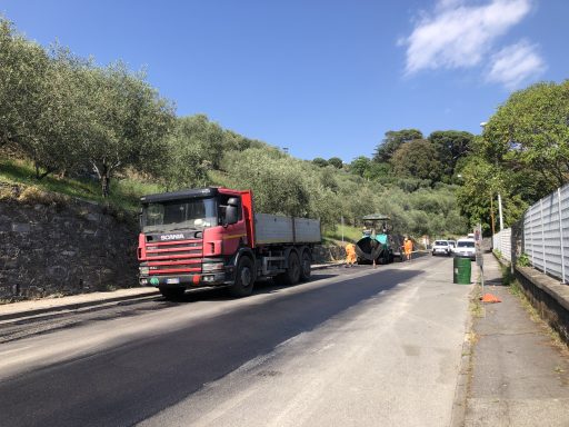 Chiavari, proseguono gli interventi di asfaltatura