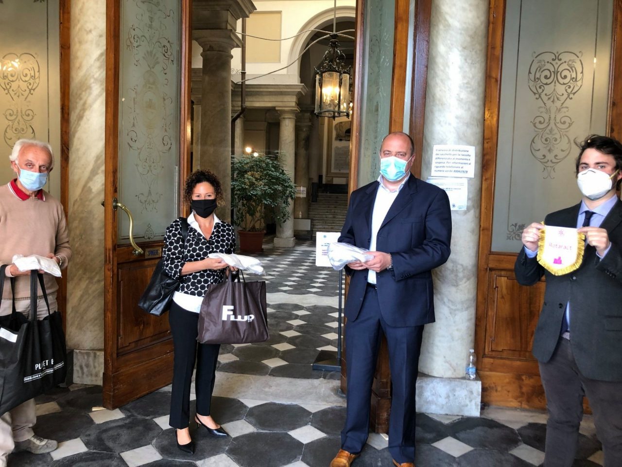 Chiavari, stamattina una nuova fornitura di mascherine