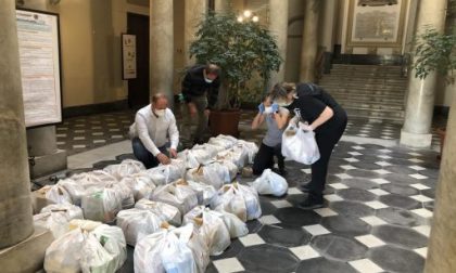 Chiavari, la consegna di generi alimentari alle famiglie in difficoltà