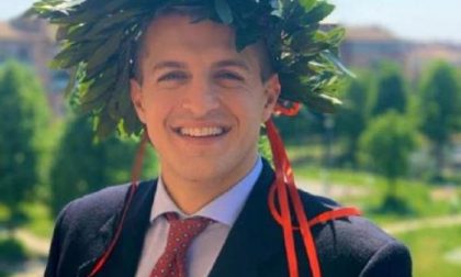 Bloccato a Torino, si laurea in videoconferenza
