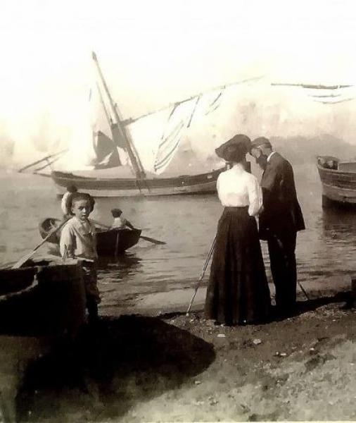 “Sestri come non l’avete mai vista”, la scoperta delle fotografie inedite
