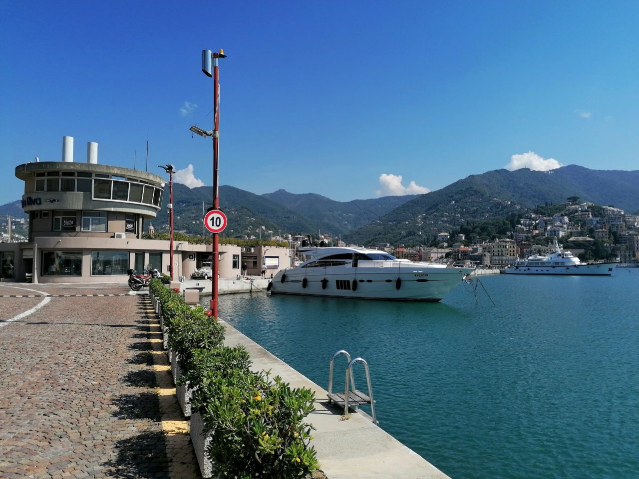 Porto Carlo Riva, il M5S chiede la revoca della concessione