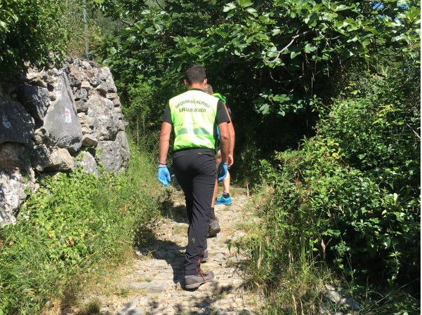Turisti si fanno male, intervengono i soccorsi