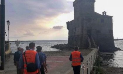 Tolti i sigilli alla spiaggia del Castello