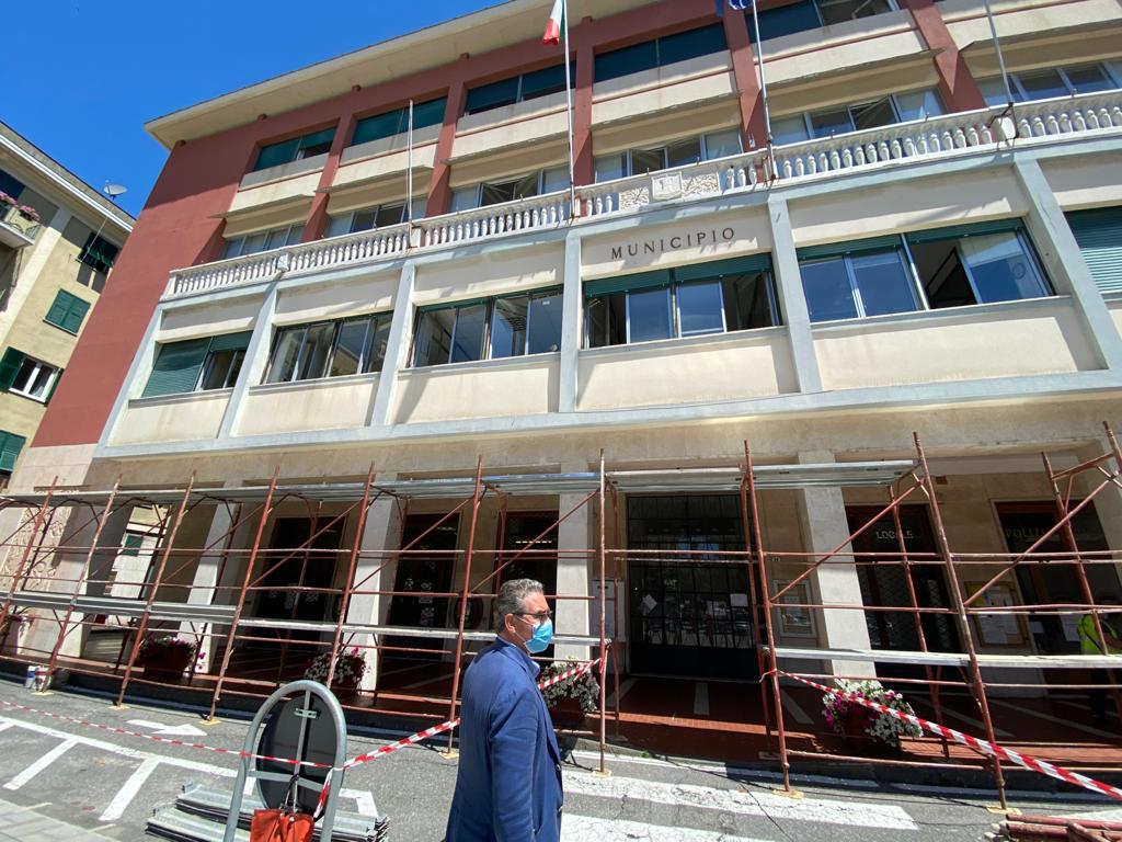 Un “cappotto termico” per il Palazzo comunale