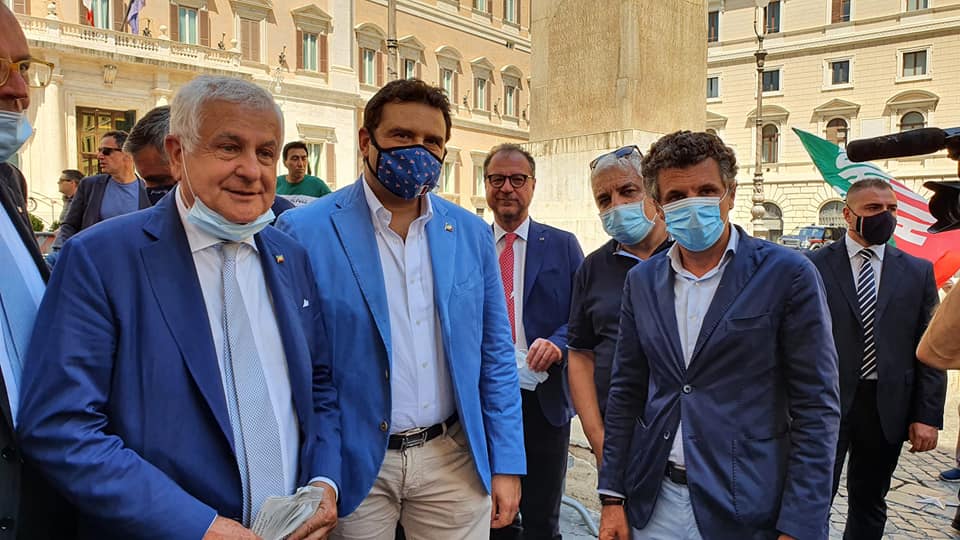 Forza Italia contro Autostrade