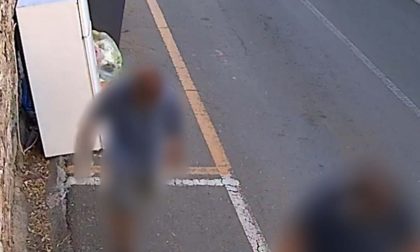 Scaricano frigorifero fra i cassonetti, pizzicati dalle telecamere
