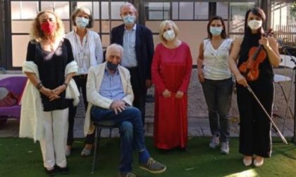 In centro una bella novità: è nato il “giardino della poesia”