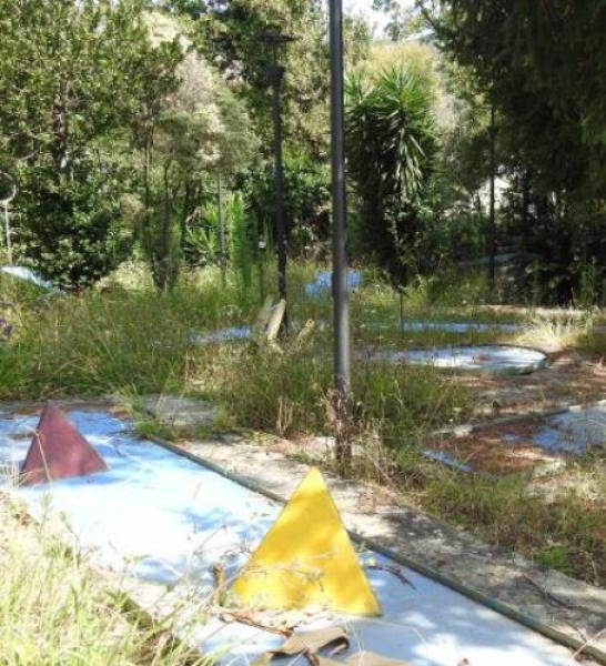 La kafkiana contesa del Minigolf