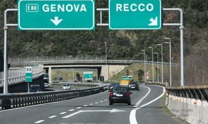 Autostrada chiusa tre notti a Recco, traffico dirottato in centro