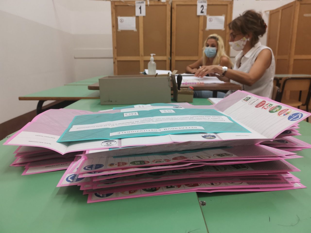 Referendum, anche nel Levante vince il “sì”