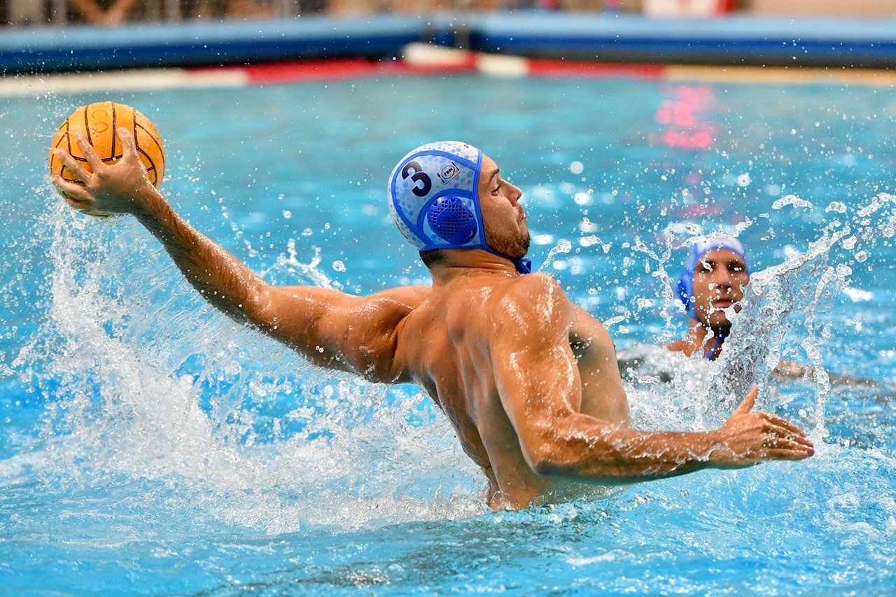 La Pro Recco domina il primo match dopo sei mesi di stop