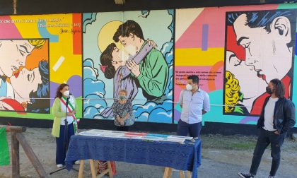 Inaugurato il murale dedicato a chi ha affrontato l'emergenza sanitaria