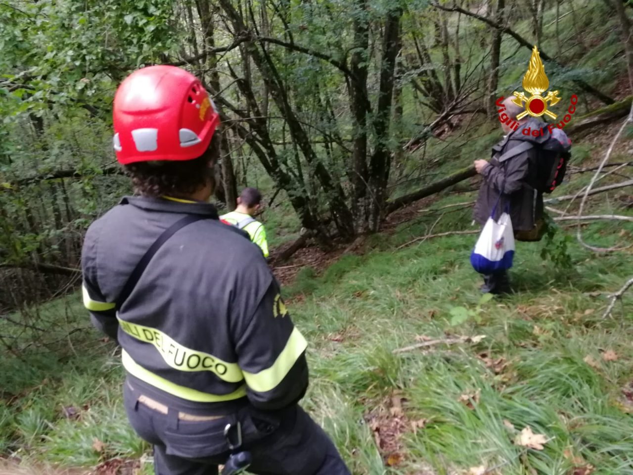 Fungaiolo si fa male, soccorso