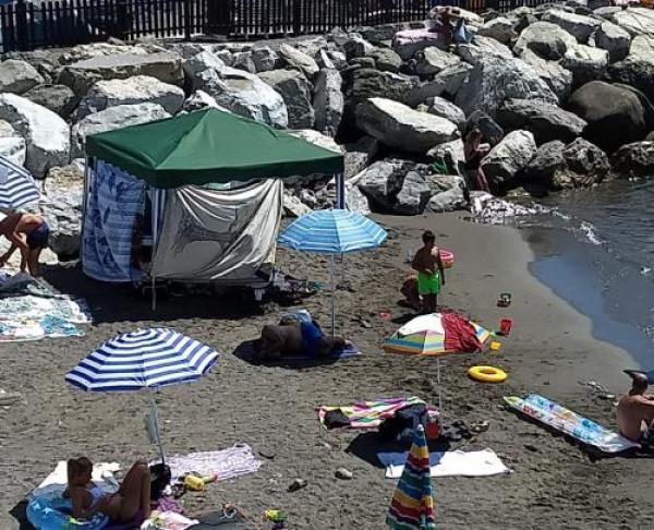 “Controlli in spiaggia, così non va”