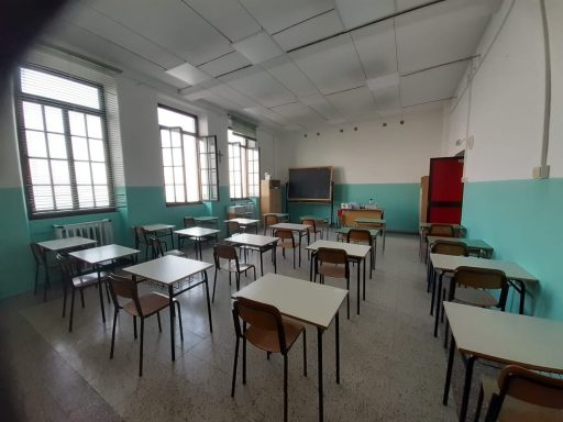 Uil Scuola aderisce all’iniziativa di protesta di “Priorità alla scuola”
