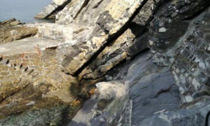 Residenti e turisti riuniti per la passeggiata