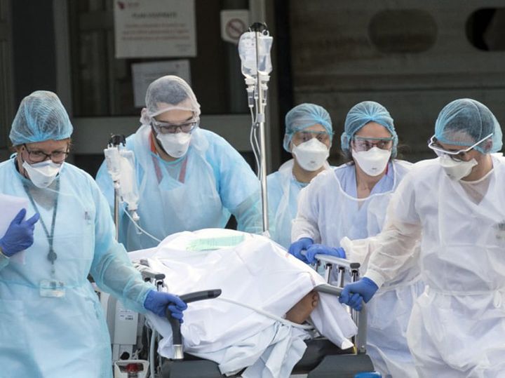 L’ordine degli infermieri a Toti: «Disponga il lockdown e assuma altro personale, non c’è più tempo»