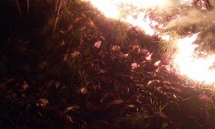 L'incendio doloso sul Monte Carnella: anziano del posto accusato di essere il piromane