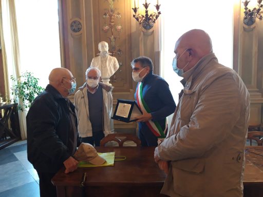 Camogli, la festa in Comune per il centenario Ettore Valcavi