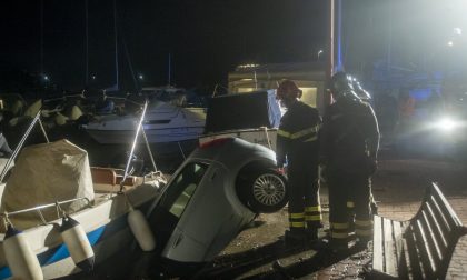 Auto precipita in mare, nessun ferito