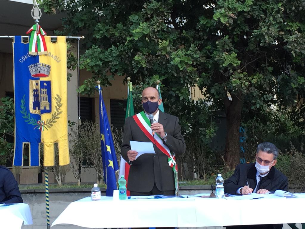 A Zoagli il primo consiglio comunale in piazza