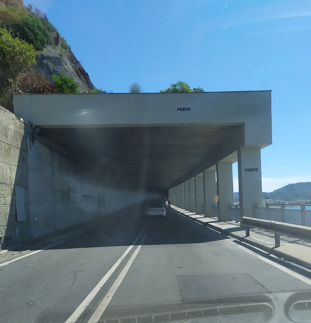 Mareggiata, Anas chiude le gallerie di Sant’Anna