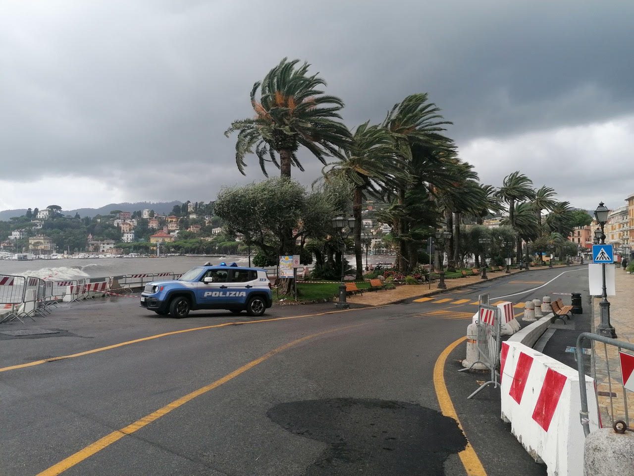 Il Levante si risveglia dopo la nottata di tensione per il maltempo