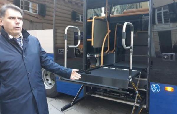 Autobus elettrici tra Rapallo, Santa e Portofino