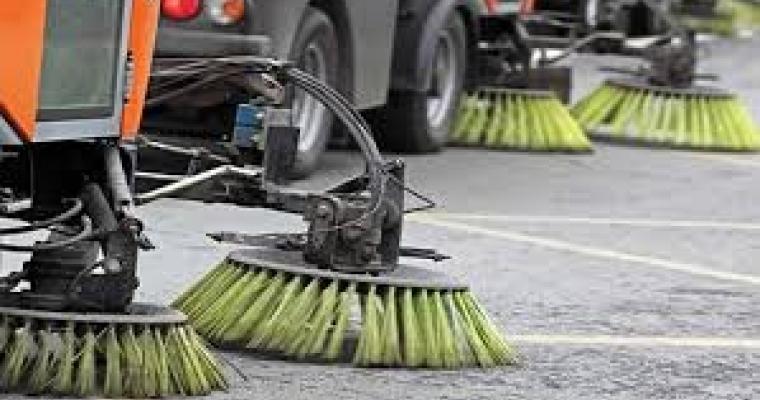 Attenzione a dove si parcheggia. Multe e rimozioni per la pulizia strade a Recco