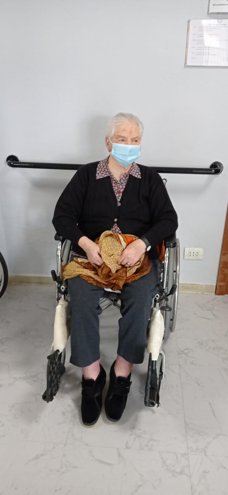Fiorinda Giglione 101 anni vaccinata presso RSA Sacro Cuore di Brugnato (ASL5)