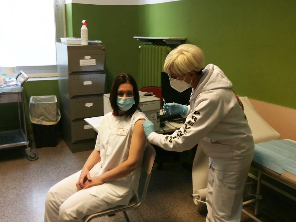 Avviate con successo le vaccinazioni in Liguria, Toti: «Giornata storica»