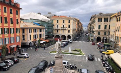 Piazza Matteotti, restauro lampioni storici e nuova illuminazione a led